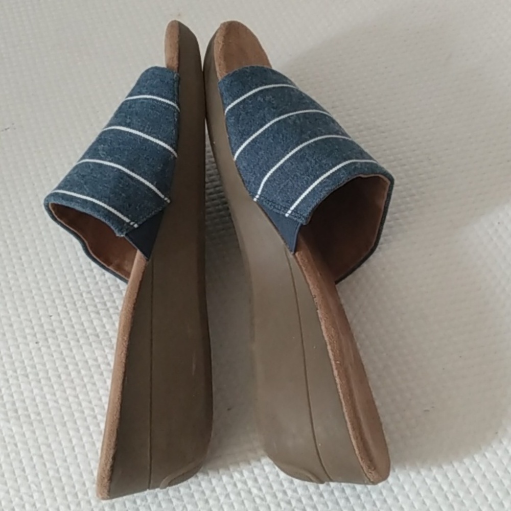 Aerosoles Blue Striped Slide Sandals - Picture 4 of 6